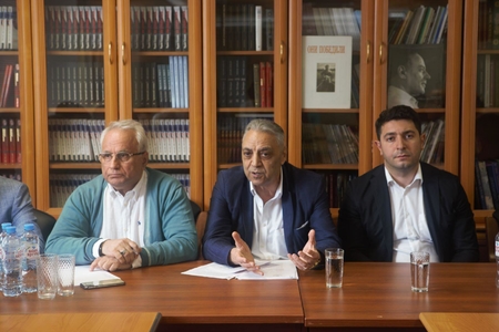 Rusiyadakı Azərbaycan diasporu gəncləri erməni təxribatlarına uymamağa çağırıb Rusiyadakı Azərbaycan diasporu gəncləri erməni təxribatlarına uymamağa çağırıb