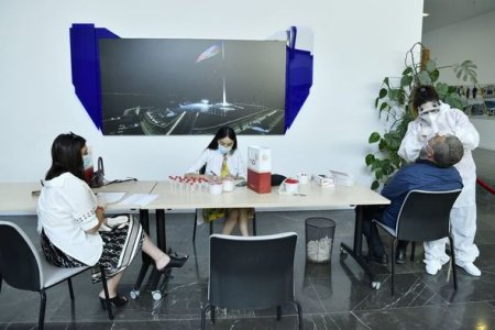 Jurnalistlər COVID-19 testindən keçirildi - FOTO