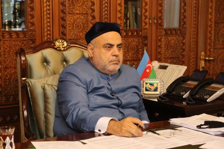 Allahşükür Paşazadə din xadimləri ilə videokonfrans formatında görüşüb