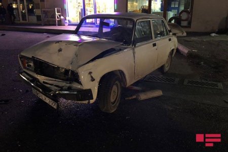 “Fairmont Baku”da əylənən İsmayılın avtomobili bu hala düşübmüş - Foto