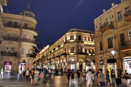 İctimai iaşə obyektlərində müştərilərin sıxlıq normaları təsdiqləndi