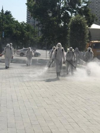 Nəsimi rayonunda karantin rejiminin tələblərinin yerinə yetirilməsi məqsədilə zəruri tədbirlər davam etdirilir FOTOLAR