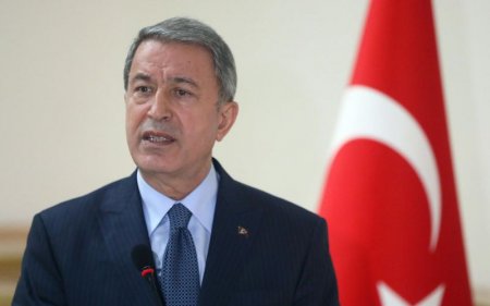 Hulusi Akar: 