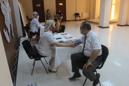 Nəsimi rayonunda qanvermə aksiyası keçirilib -FOTOLAR