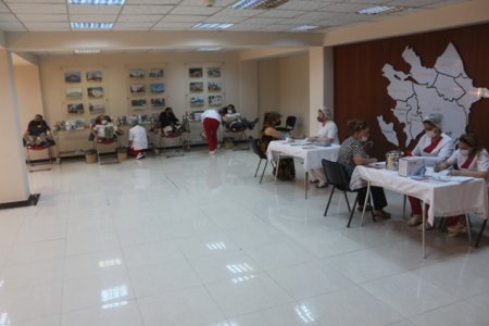 Nəsimi rayonunda qanvermə aksiyası keçirilib -FOTOLAR