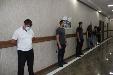 Azərbaycanda sürücüdən “unikal” fırıldaqçılıq: Başqalarının vəsiqələri ilə 50 manatdan... - FOTO