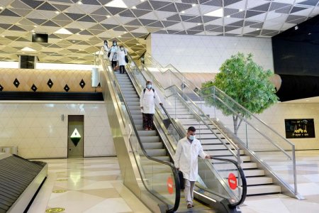 COVID-19 sahəsində çalışan 115 kubalı tibb mütəxəssisi Azərbaycana gəlib