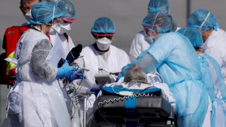 Ata və oğul eyni gündə koronavirsudan öldü