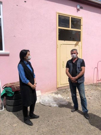 Ombudsman ermənilərin silahlı hücumu nəticəsində dağıdılmış evlərə baş çəkib