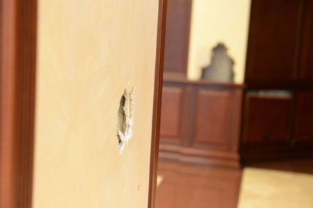 Dünən gecədən sonra Milli Məclis - FOTOREPORTAJ