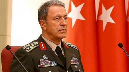 Hulusi Akar Azərbaycan Müdafiə nazirinin müavini ilə görüşdü
