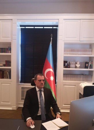 Ceyhun Bayramov Qoşulmama Hərəkatının fövqəladə videokonfransında iştirak edir