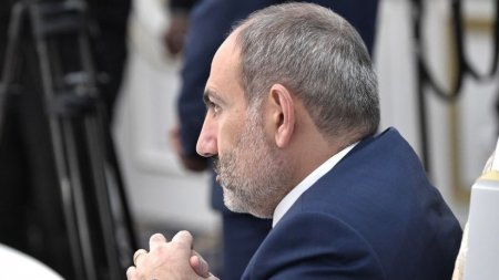 Düşmən çarəsiz durumdadır: Rəsmi Bakı Ermənistanda baş verənləri Paşinyandan daha yaxşı bilir