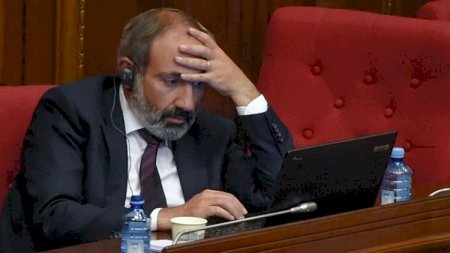 “Azərbaycan Ermənistanda siyasi vəziyyətini dəyişir, Paşinyanın istefası gündəmə gələ bilər”