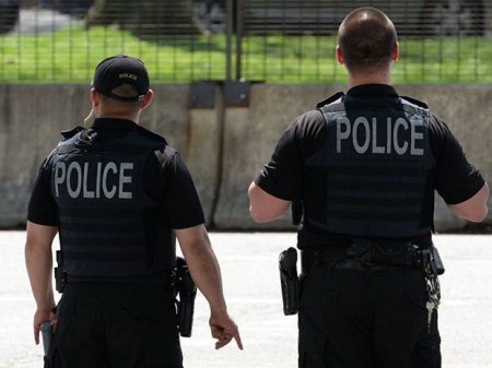 Polis intihar etmək istəyən şəxsi öldürdü