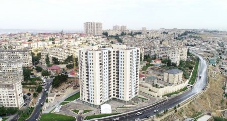 Bakıda şəhid ailələrinə, müharibə əlillərinə mənzillərin və avtomobillərin təqdim olunması mərasimi keçirilib - FOTO - YENİLƏNİB