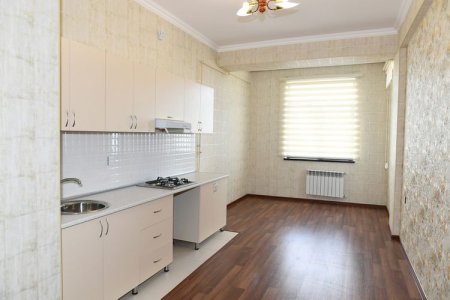 Bakıda şəhid ailələrinə, müharibə əlillərinə mənzillərin və avtomobillərin təqdim olunması mərasimi keçirilib - FOTO - YENİLƏNİB