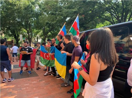 Vaşinqtonda Azərbaycan və Ukraynaya dəstək aksiyası keçirilib