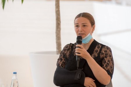 Prezidentin köməkçisi bir sıra ziyalı və ictimai xadimlərlə görüşüb - FOTO