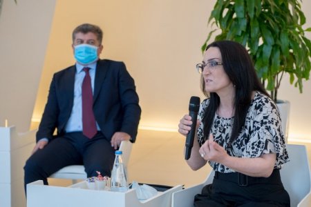 Prezidentin köməkçisi bir sıra ziyalı və ictimai xadimlərlə görüşüb - FOTO