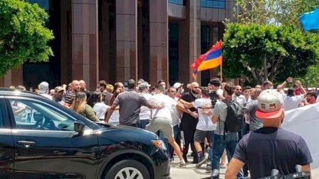 ABŞ-dakı aksiya zamanı ermənilər azərbaycanlıların telefonlarını oğurlayıblar