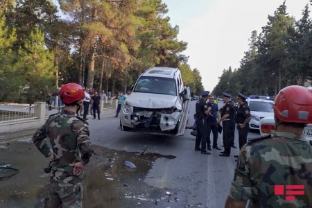 Şirvanda üç maşın toqquşub, xəsarət alanlar var - FOTO