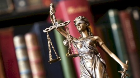 Millət vəkili Ramil Həsənin həyat yoldaşı ilə bağlı qalmaqal