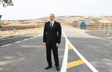 Prezident İsmayıllıda yol açılışında iştirak edib
