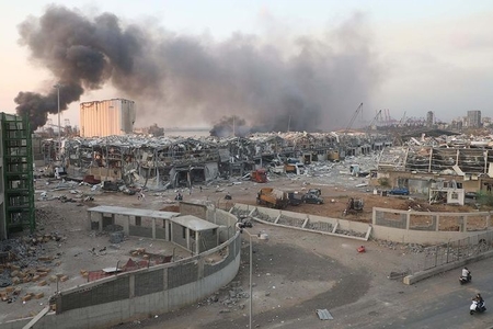 KİV: Prezident Beyrut limanında təhlükəli yüklərin varlığından xəbərdar olub