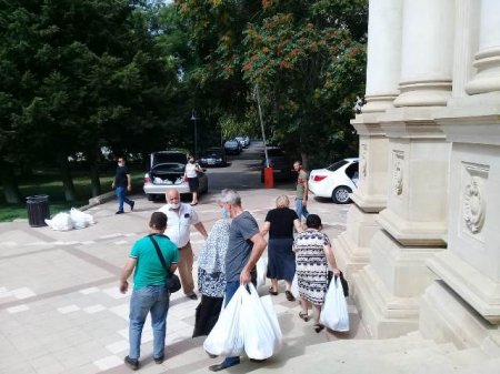 Nəsimi rayonunda koronavirus pandemiyasına qarşı mübarizə məqsədilə kompleks tədbirlər davam etdirilir - FOTOLAR