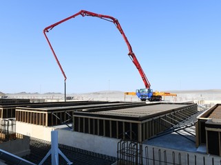 Президент Ильхам Алиев ознакомился со строительством электроподстанции "Гобу"