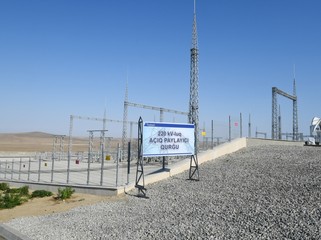 Президент Ильхам Алиев ознакомился со строительством электроподстанции "Гобу"