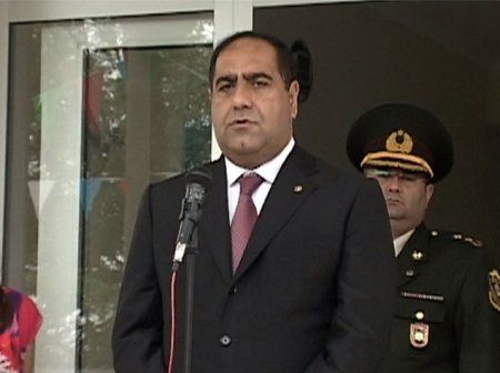 İcra başçısı sosial şəbəkədə onu tənqid edən hüquqşünası məhkəməyə verdi