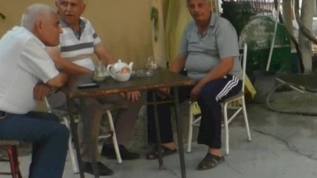 Karantin rejimini pozan çayxanalar aşkarlandı