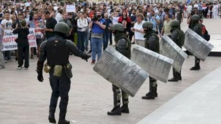 Belarusda keçirilən etiraz aksiyaları zamanı iki nəfər öldü