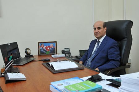 Talanan Azərbaycan: Əhmədzadənin müavini ərəb şeyxlərindən də varlıdır... - Fotofakt