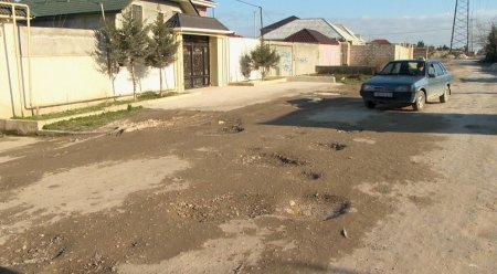 Astarada yol problemi: “Uşaqlar daim palçıq içində olur” -VIDEO