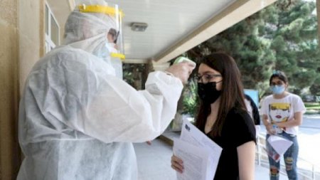 Qızdırmaya görə 1 nəfər imtahana buraxılmadı - 3 nəfərdə isə telefon aşkarlandı