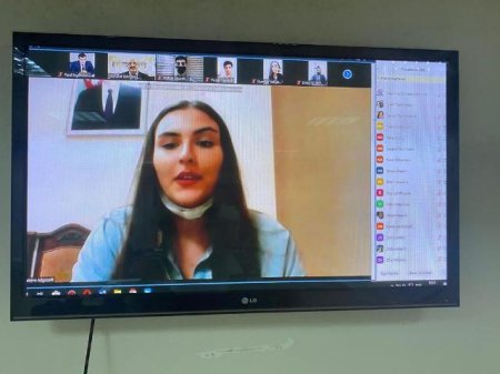 Nəsimi rayon könüllülərinə sertifikatlar təqdim edildi