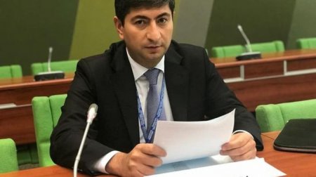 Yasamalın başçısı adından rüşvət yığılır – Foto