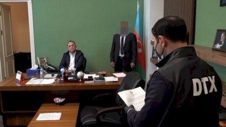 DTX-nın həbs etdiyi rəisin icra başçısı işləmiş müavini də işdən çıxarıldı