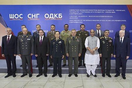 Müdafiə nazirləri ərazi bütövlüyünü dəstəkləyən bəyanat qəbul ediblər