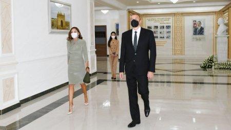 Prezident və birinci xanım açılışda (YENİLƏNİB)