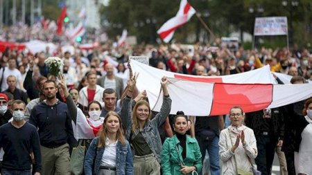 Minskdə aksiyalar yenidən başladı
