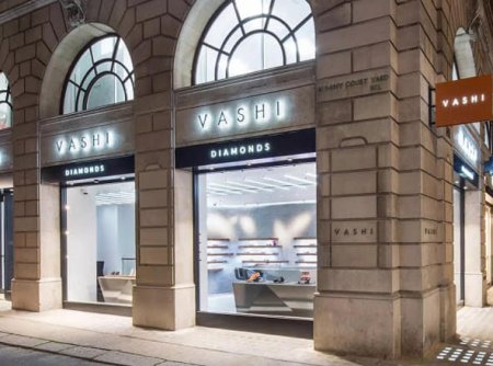 General oğlunun İngiltərədəki şirkətlərinin siyahısı (FOTOLAR)