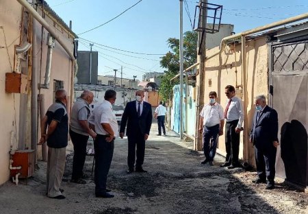 Rayon İcra Hakimiyyətinin başçısı 3-cü Alatavada sakinlərlə görüşmüşdür -Fotolar