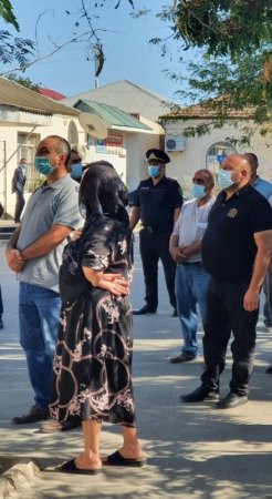 Eldar Əzizov qanunsuz tikintilərlə bağlı xəbərdarlıq etdi - Foto