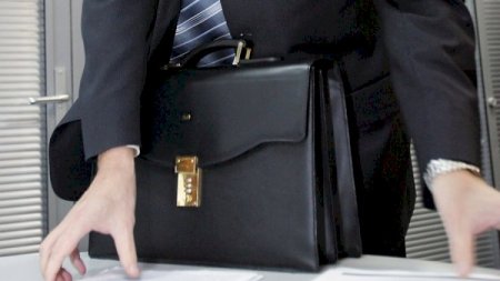 Bakıda vəzifəli şəxs vəfat etdi