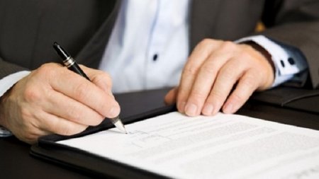 Hərbiyə yollanan günəmuzd çalışanların ailələrinin sosial təminatı necə olacaq? - Ekspert