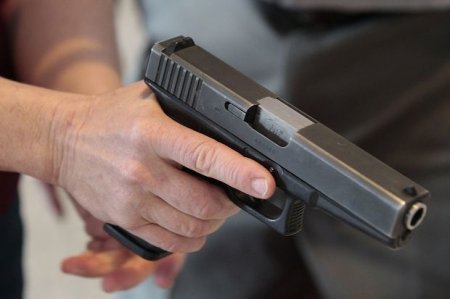 Polşada ermənilər azərbaycanlı gənclərə silahla hücum edib